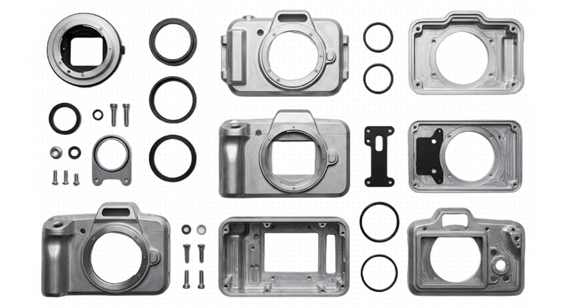 Disassembly diagram of the camera housing and accessories