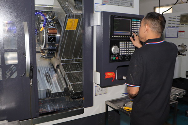 Turning-Milling Combined CNC Machining Manufacturing