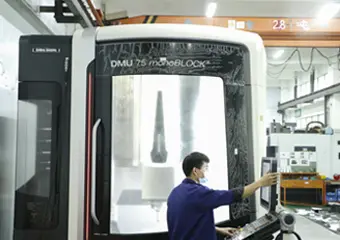 5 Axis CNC Machining Parts Services